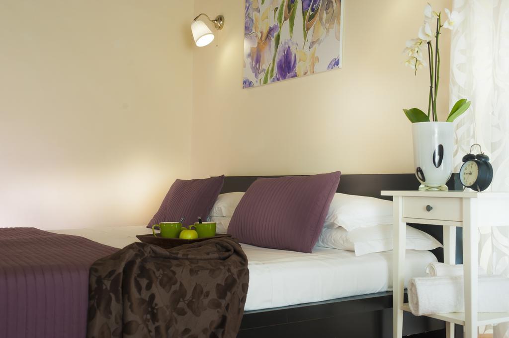 Fl Apartments Charming Flat In The Heart Of Trastevere Roma Esterno foto